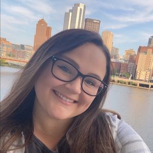 Meet your Posher, Sydney